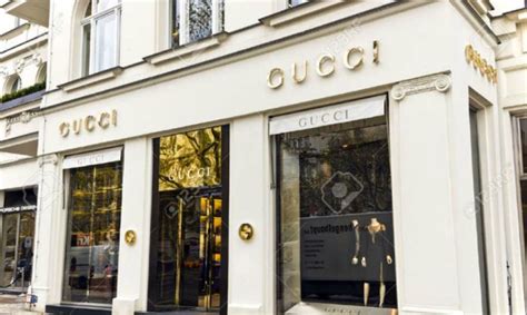 negozio gucci lavora con noi|gucci outlet job.